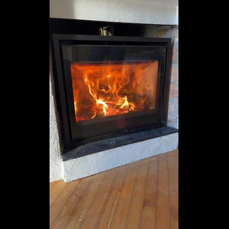 דירות בורג-מדאם Chez Helene 3 Etoiles, Labellise Disabled Pmr,Pour 4 Personnes Chiens Bienvenus-Pet Friendly מראה חיצוני תמונה
