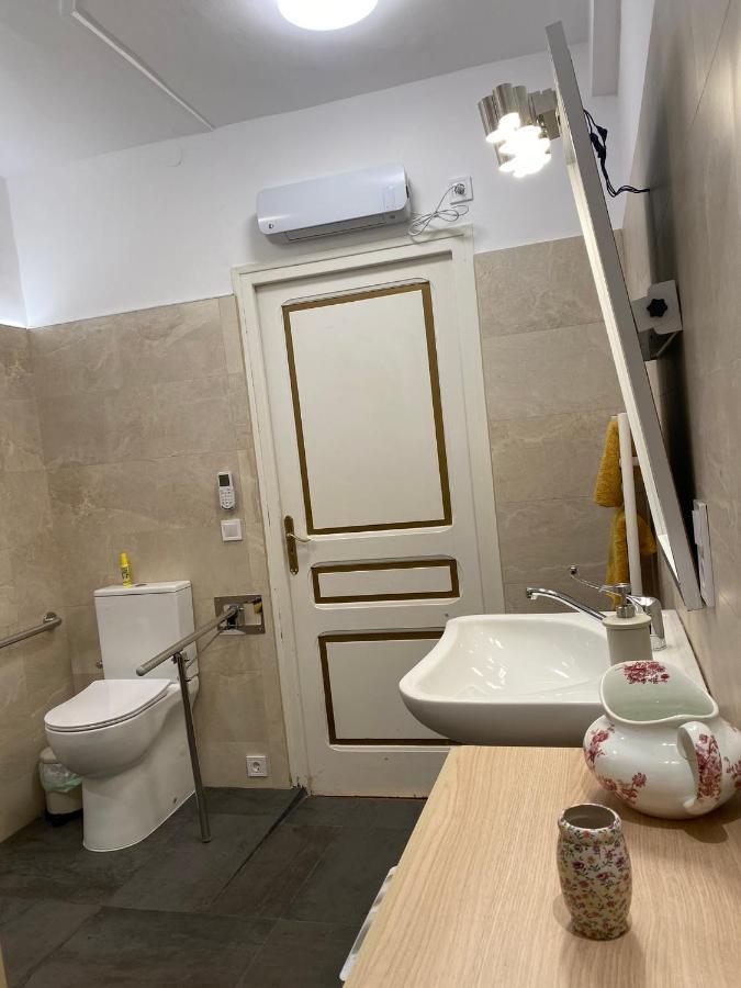 דירות בורג-מדאם Chez Helene 3 Etoiles, Labellise Disabled Pmr,Pour 4 Personnes Chiens Bienvenus-Pet Friendly מראה חיצוני תמונה